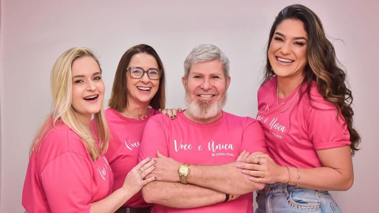 exposicao fotografica destaca beleza e forca de mulheres contra o cancer de mama