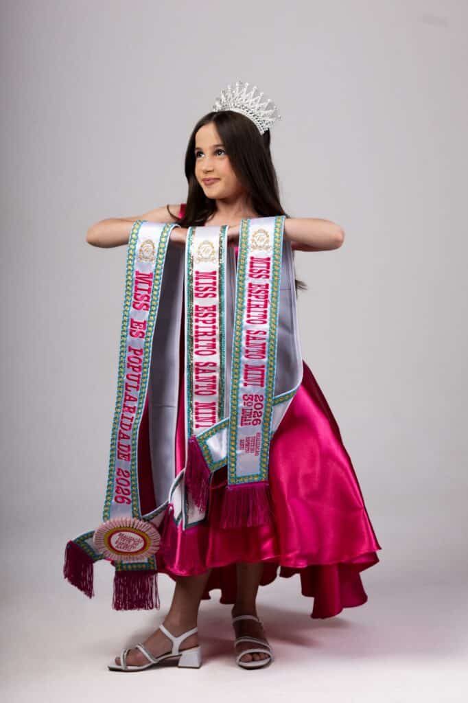 capixaba de 8 anos representa o espirito santo no pequena miss brasil 01