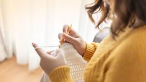 workshop ensina croche em moda e precificacao na casa da rosa