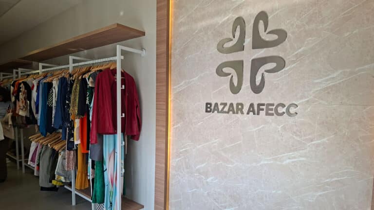 pecas da campanha a loja vazia seguem a venda no bazar afecc ate esta sexta feira