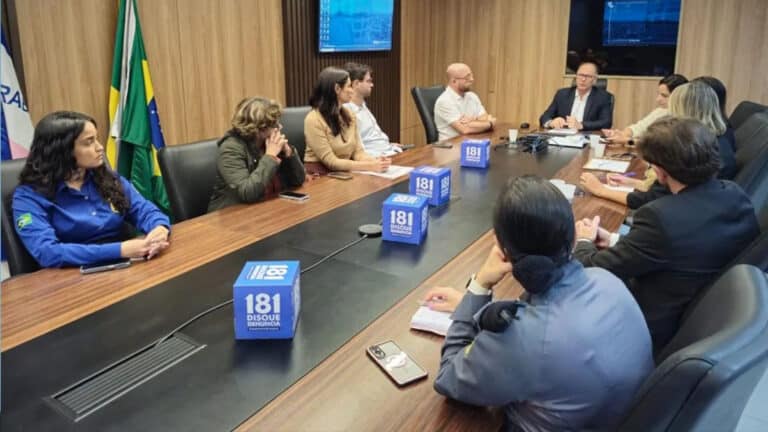 rede abraco mulher e policias se unem para agilizar socorro a vitimas de violencia no es