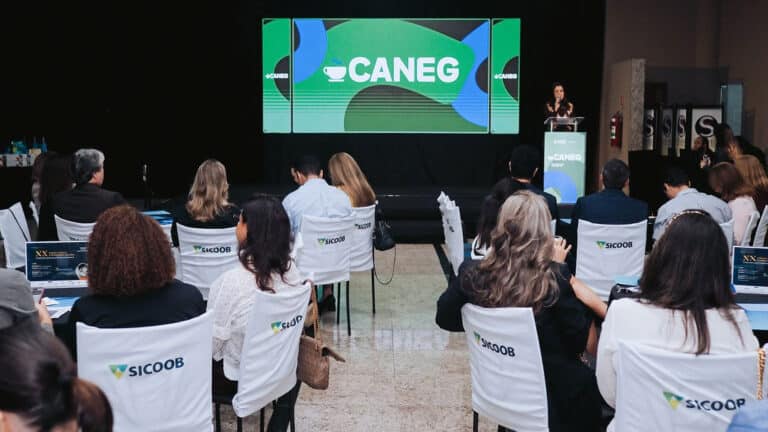 comunicacao dentro das empresas e tema de debate entre empresarios e gestores na serra
