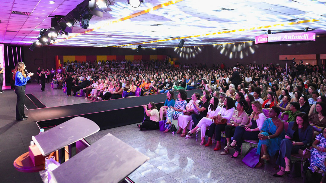 mulheres representam um terco das pessoas que empreendem no estado maioria ainda trabalha sozinha e na informalidade