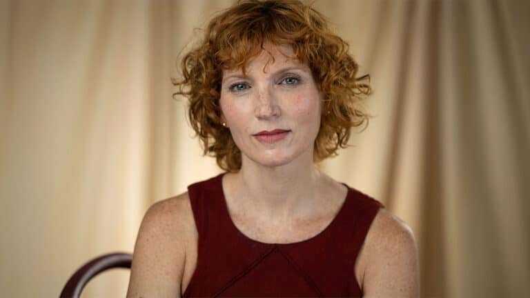natalia timerman faz palestra gratuita sobre memoria e esquecimento no sesc linhares