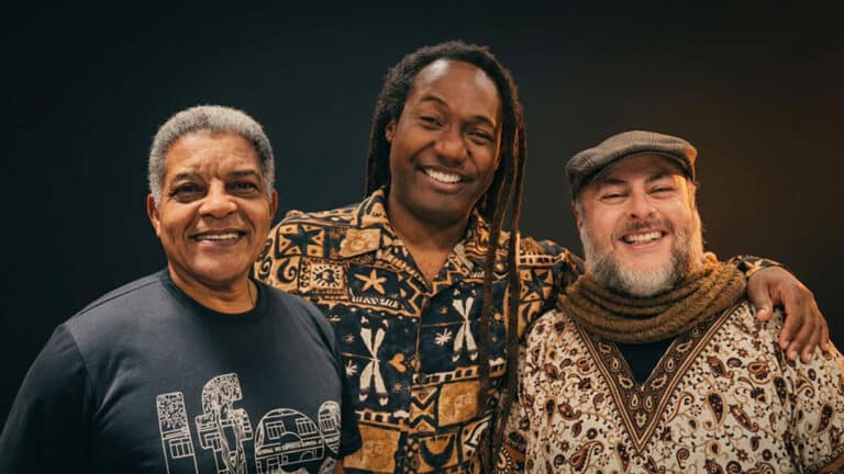 grandes espetaculos sesc gloria recebe encontro entre forro jazz e ciranda com serelepe lia de itamaraca e pop e jazz orquestra