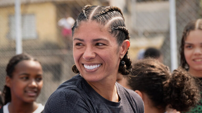 jogadora do flamengo criastiane rozeira e a quarta palestrante anunciada no empoderadonas 2026